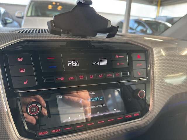 Volkswagen e-up! Plus Style