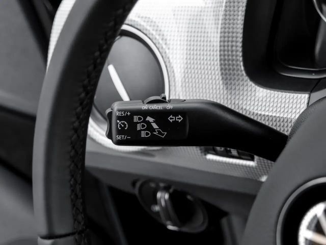 Volkswagen e-up! Edition maps+more CCS Climatr. 16" Tempomat