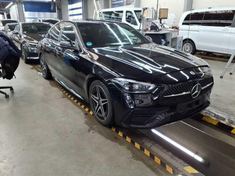 Mercedes-Benz C 200 AMG Line Sedan