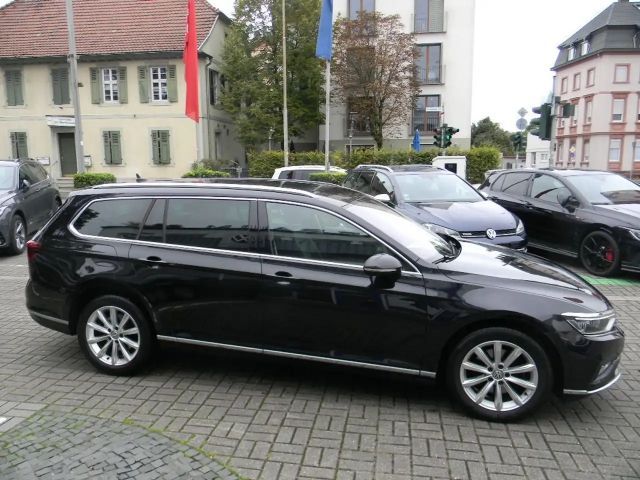 Volkswagen Passat DSG Elegance Elegance Variant