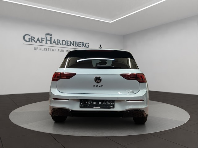 Volkswagen Golf 1.5 eTSI DSG R-Line