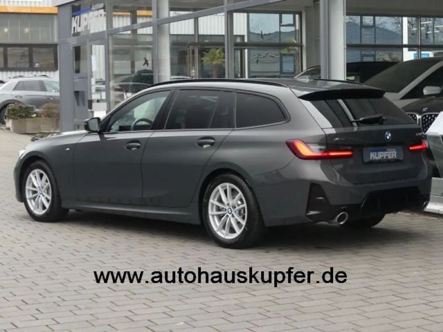 BMW 330 Touring