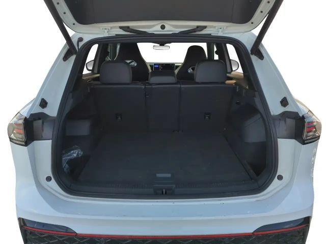 Volkswagen Tiguan 1.5 TSI DSG R-Line