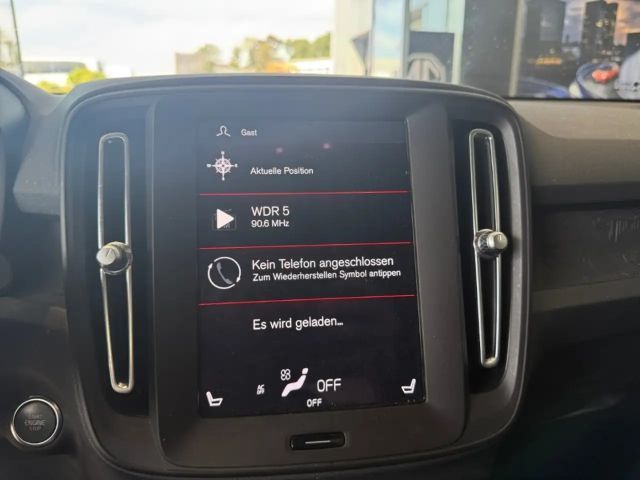 Volvo XC40 Core Momentum