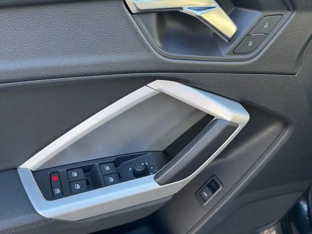 Audi Q3 35 TDI S-Tronic