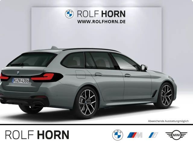 BMW 540 540d M-Sport Touring xDrive