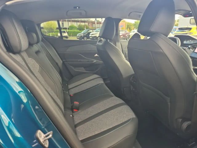 Peugeot 408 130 Allure Pack PureTech