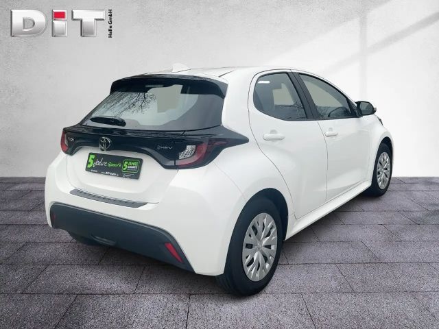 Toyota Yaris Business Hybride