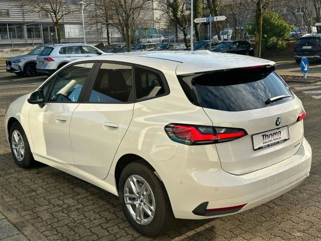 BMW 220 220i Active Tourer Sedan