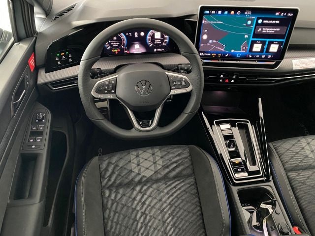 Volkswagen Golf 1.5 eTSI DSG R-Line