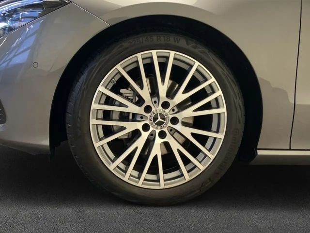 Mercedes-Benz CLA 200 Coupé