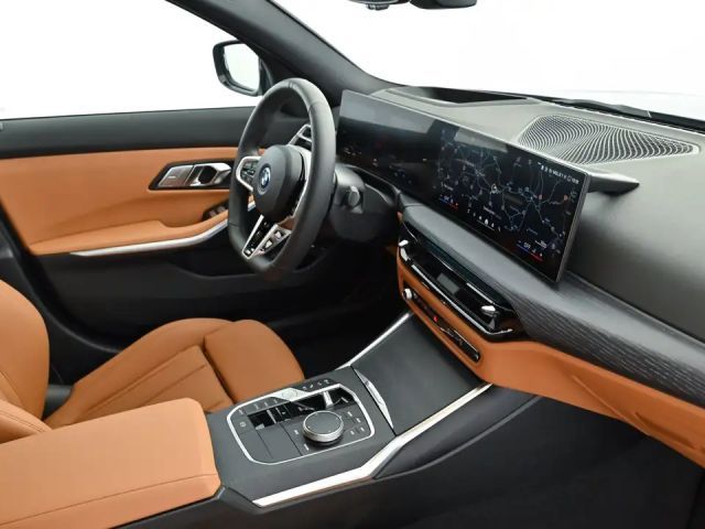 BMW 330 330e Sedan xDrive