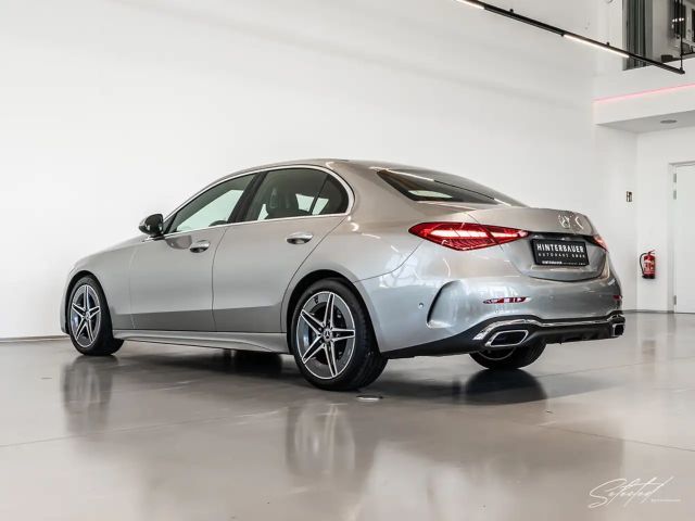 Mercedes-Benz C 300 AMG Line C 300 d Sedan