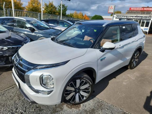 Mitsubishi Outlander 4WD