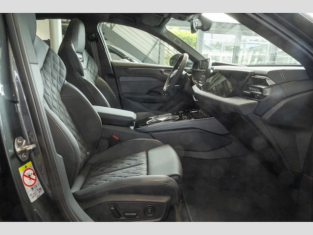 Audi A6 Quattro S-Tronic Sedan