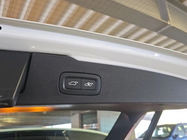 Volvo V60 AWD Polestar Recharge T8