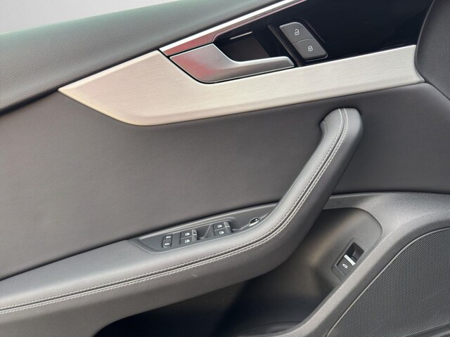 Audi A4 35 TFSI Avant S-Tronic