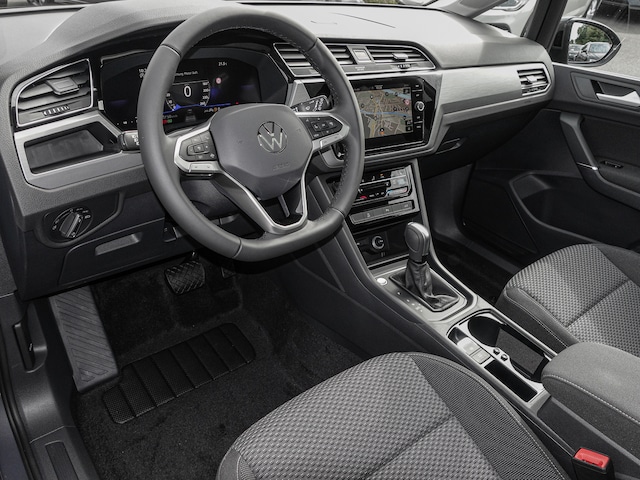 Volkswagen Touran 1.5 TSI DSG