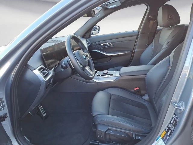 BMW 320 320e M-Sport Sedan