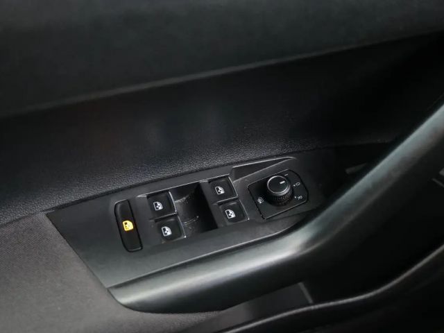 Volkswagen Polo 1.0 TSI DSG Highline