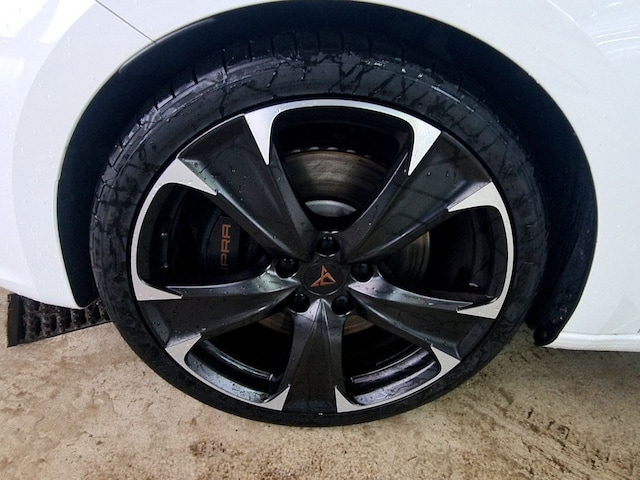 Cupra Leon 2.0 TSI DSG Sportstourer VZ