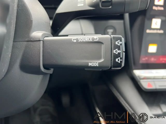 Renault Scenic E-Tech Iconic