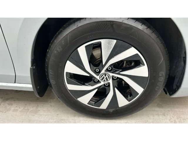 Volkswagen Passat 1.5 eTSI Business Variant