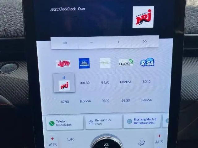 Ford Mustang Mach-E AWD Premium