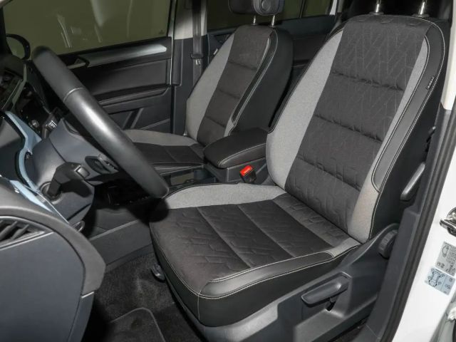 Volkswagen Touran 1.5 TSI DSG