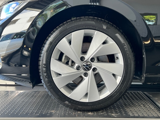 Volkswagen Golf 2.0 TDI DSG Golf VIII Variant