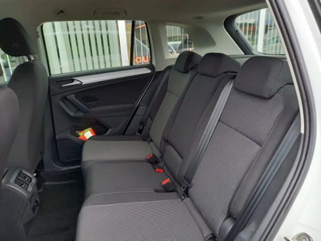 Volkswagen Tiguan Basis