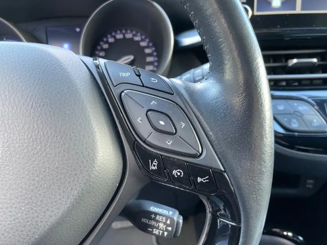 Toyota C-HR Hybride Team D