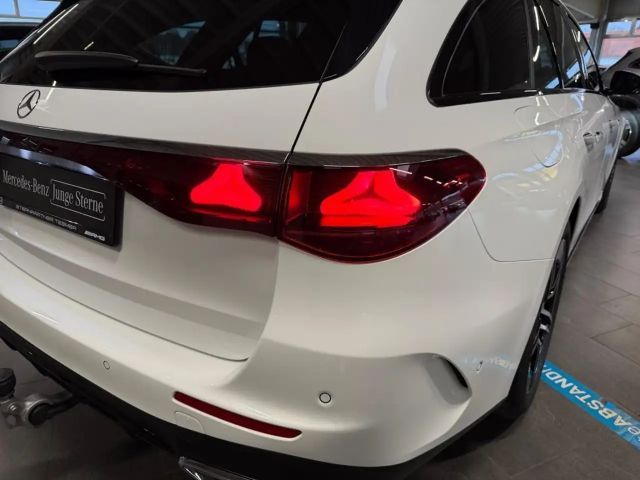 Mercedes-Benz E 220 AMG Line E 220 d Estate