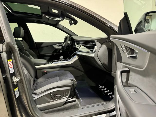 Audi Q8 55 TFSI Hybride Quattro
