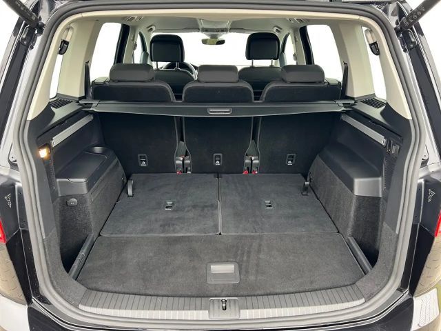 Volkswagen Touran DSG Highline R-Line