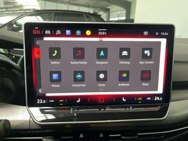 Volkswagen Golf 1.5 eTSI DSG Style Variant