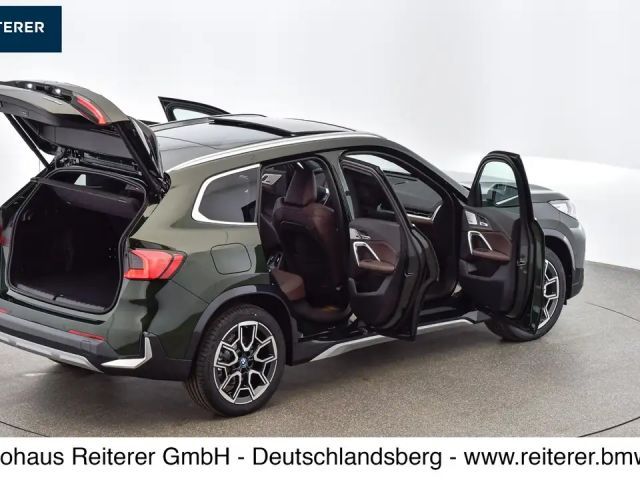 BMW iX1 xDrive30