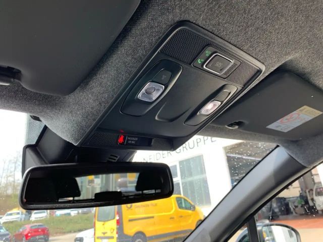 Renault Captur EDC Hybrid Techno