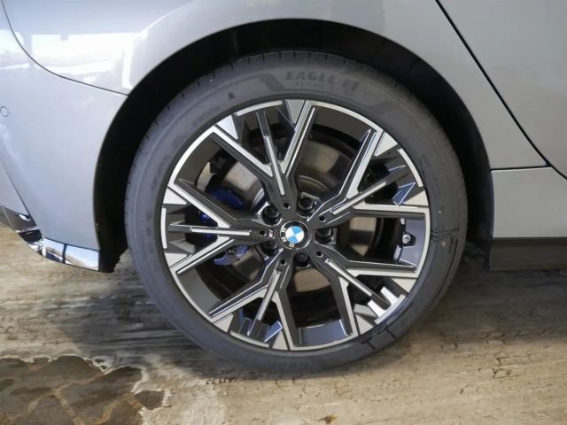 BMW 135 Sedan xDrive