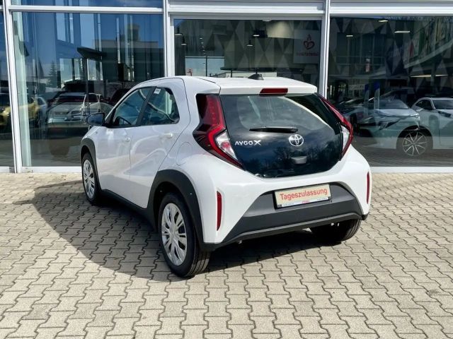 Toyota Aygo X Business Hatchback S-CVT