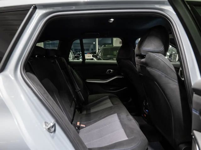 BMW 320 320d M-Sport Touring