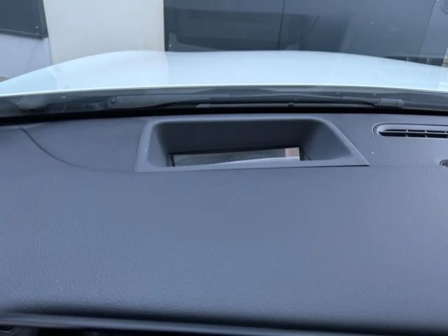 Mercedes-Benz A 250 A 250 e AMG Line