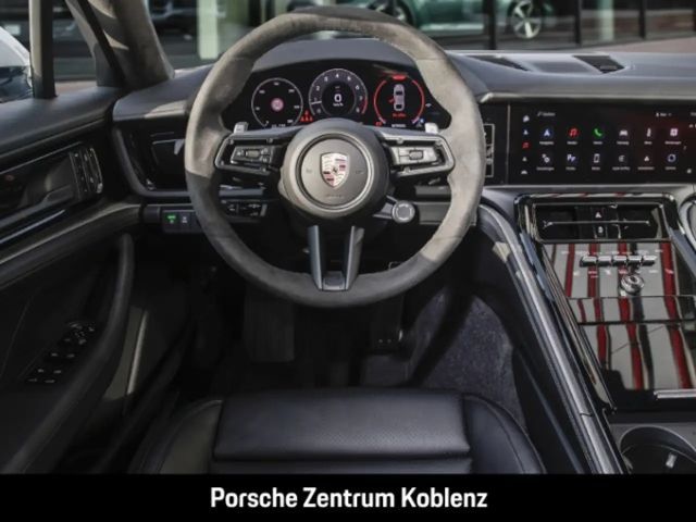 Porsche Panamera 4