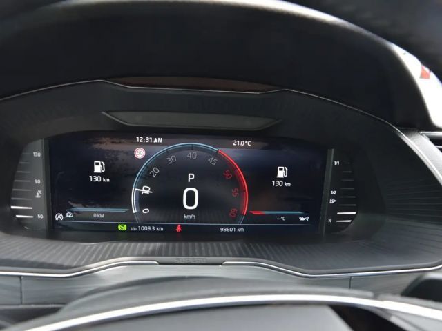 Skoda Superb Superb Kombi 2,0 TDI DSG LED VIRTUAL NAVI 1.Besitz