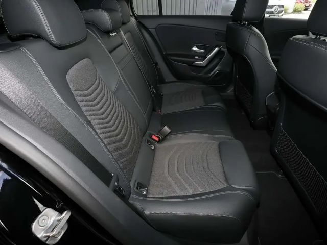 Mercedes-Benz A 200 Progressive