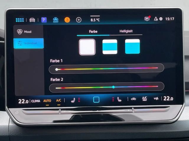 Volkswagen Golf 1.5 eTSI DSG Golf VIII IQ.Drive