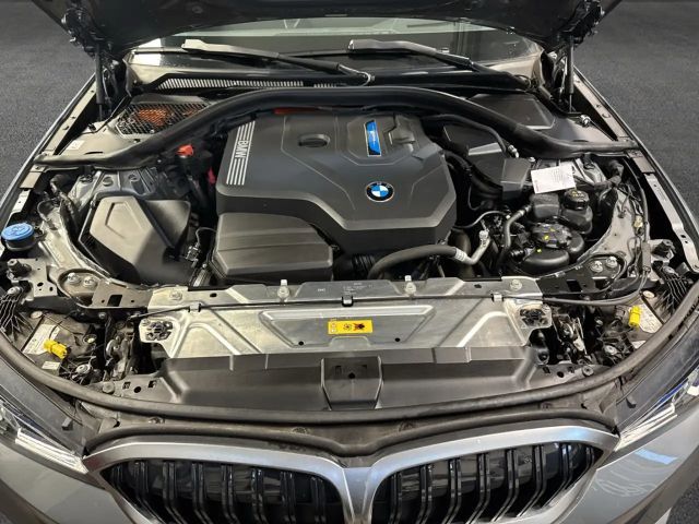 BMW 330 330e Touring