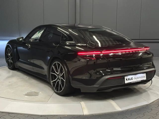 Porsche Taycan 4S