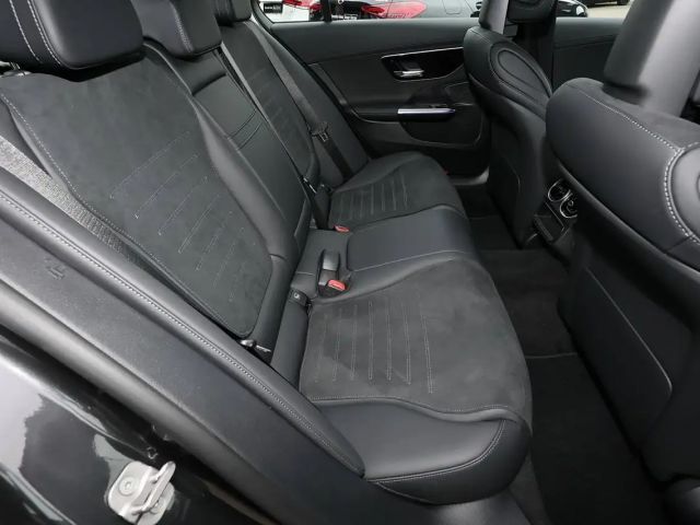 Mercedes-Benz C 180 AMG Line Sedan