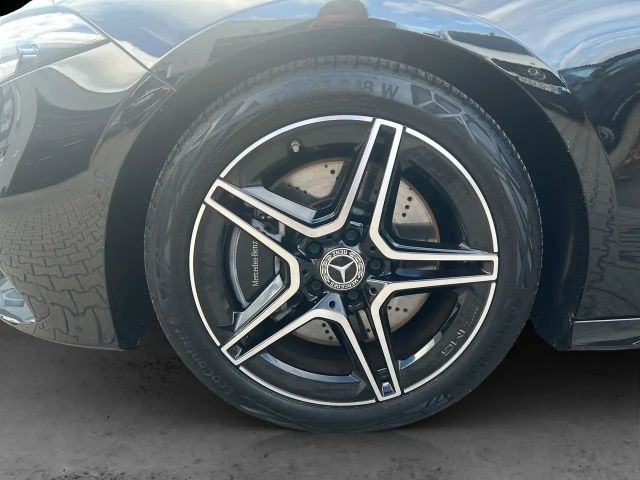 Mercedes-Benz A 250 4MATIC AMG Line